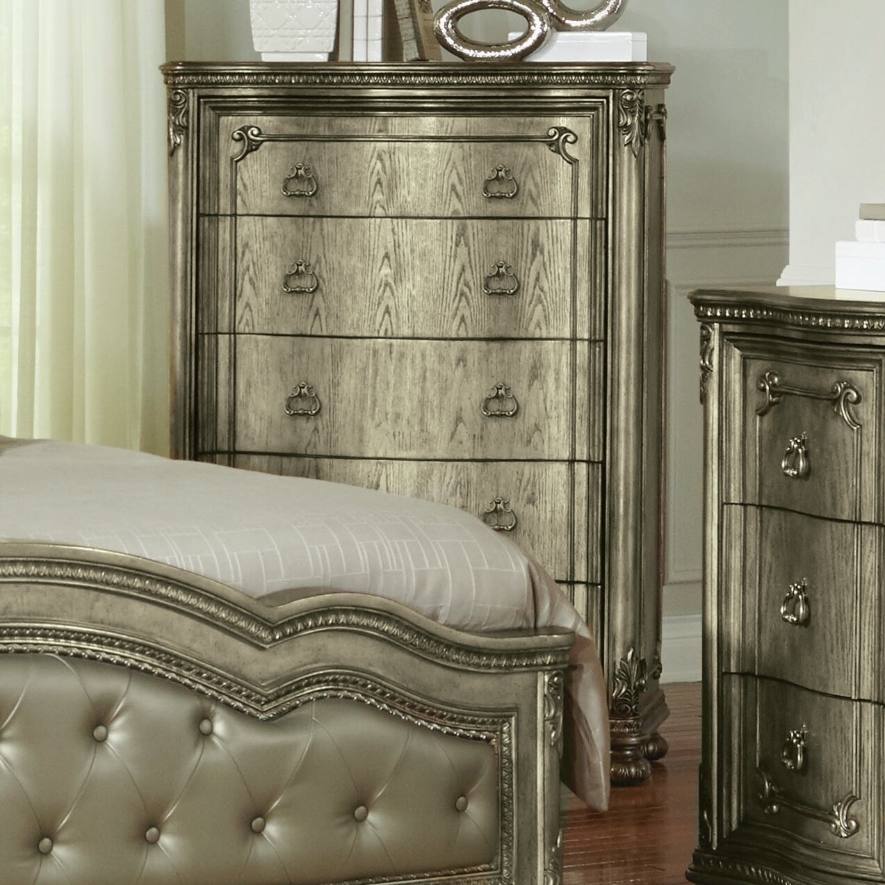 Liola 5 - Drawer Dresser