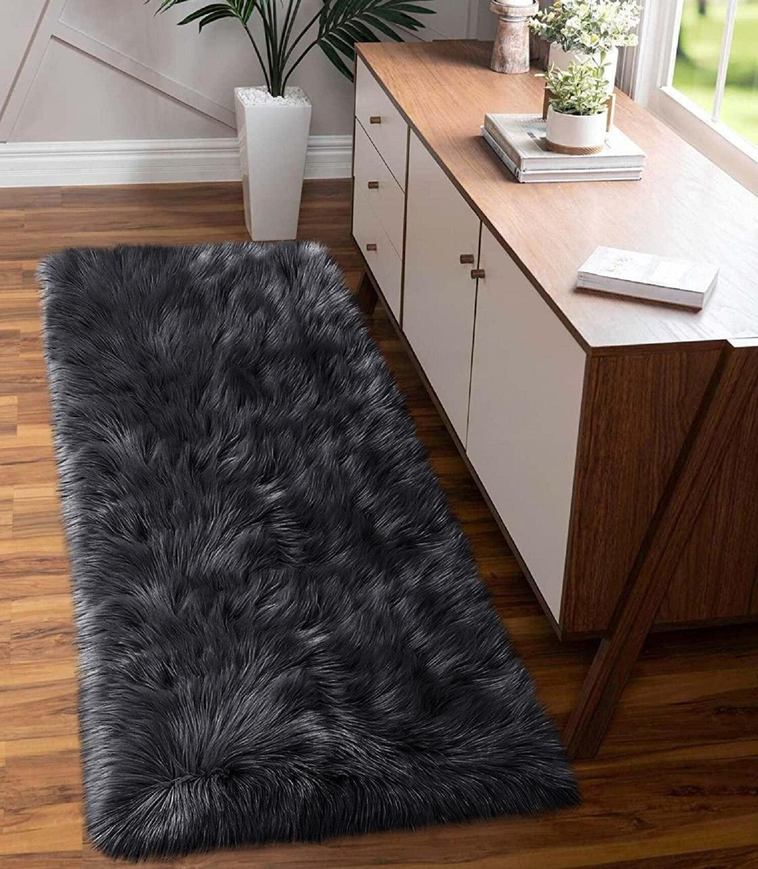 Macie-Rae Handmade Faux Sheepskin Dark Gray Rug