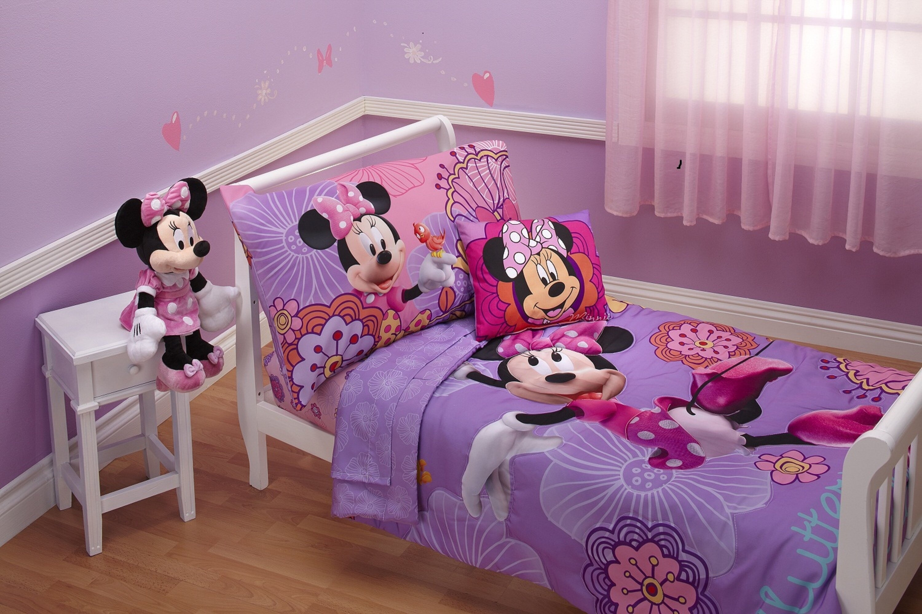 Minnie's Fluttery Friends 4 Piece Toddler Bedding Set
