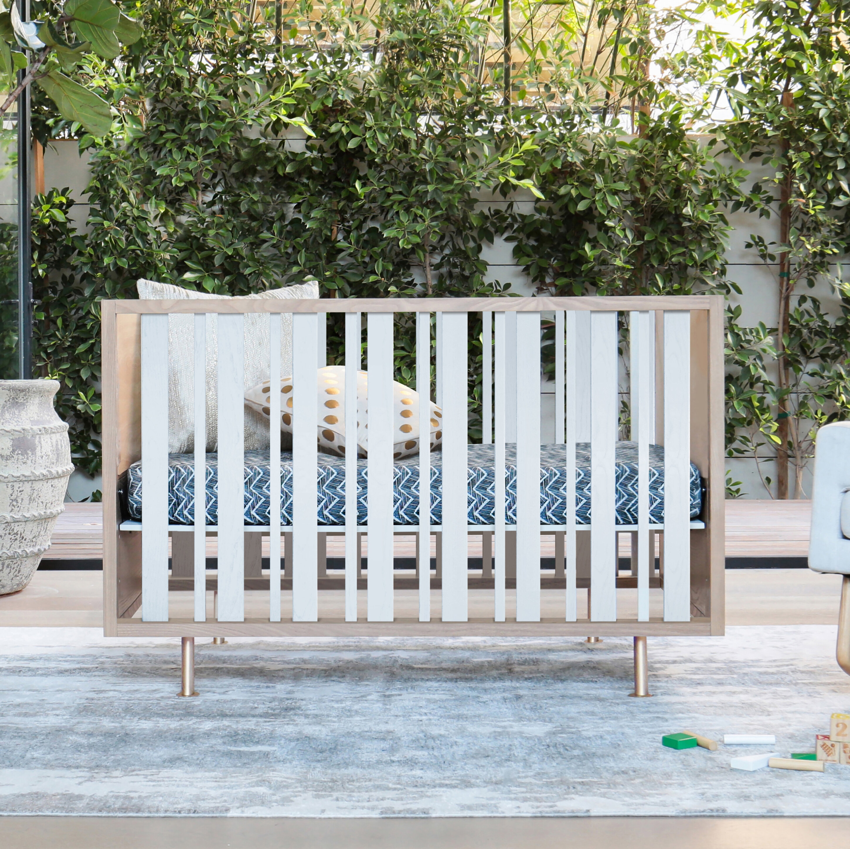 Novella 4-in-1 Convertible Crib