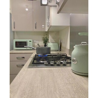 Retro kitchen flair for renters