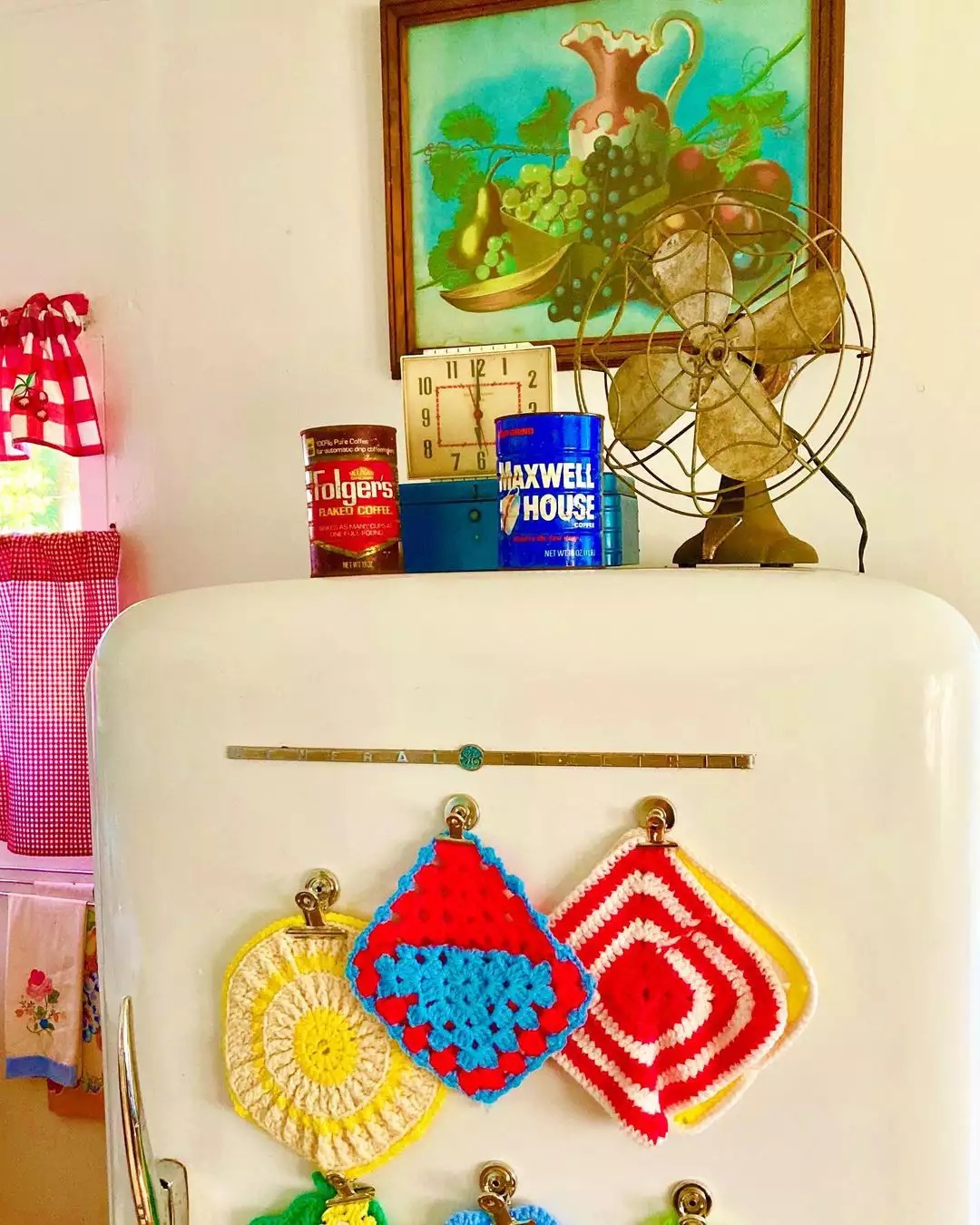 Retro kitchen with nostalgic details