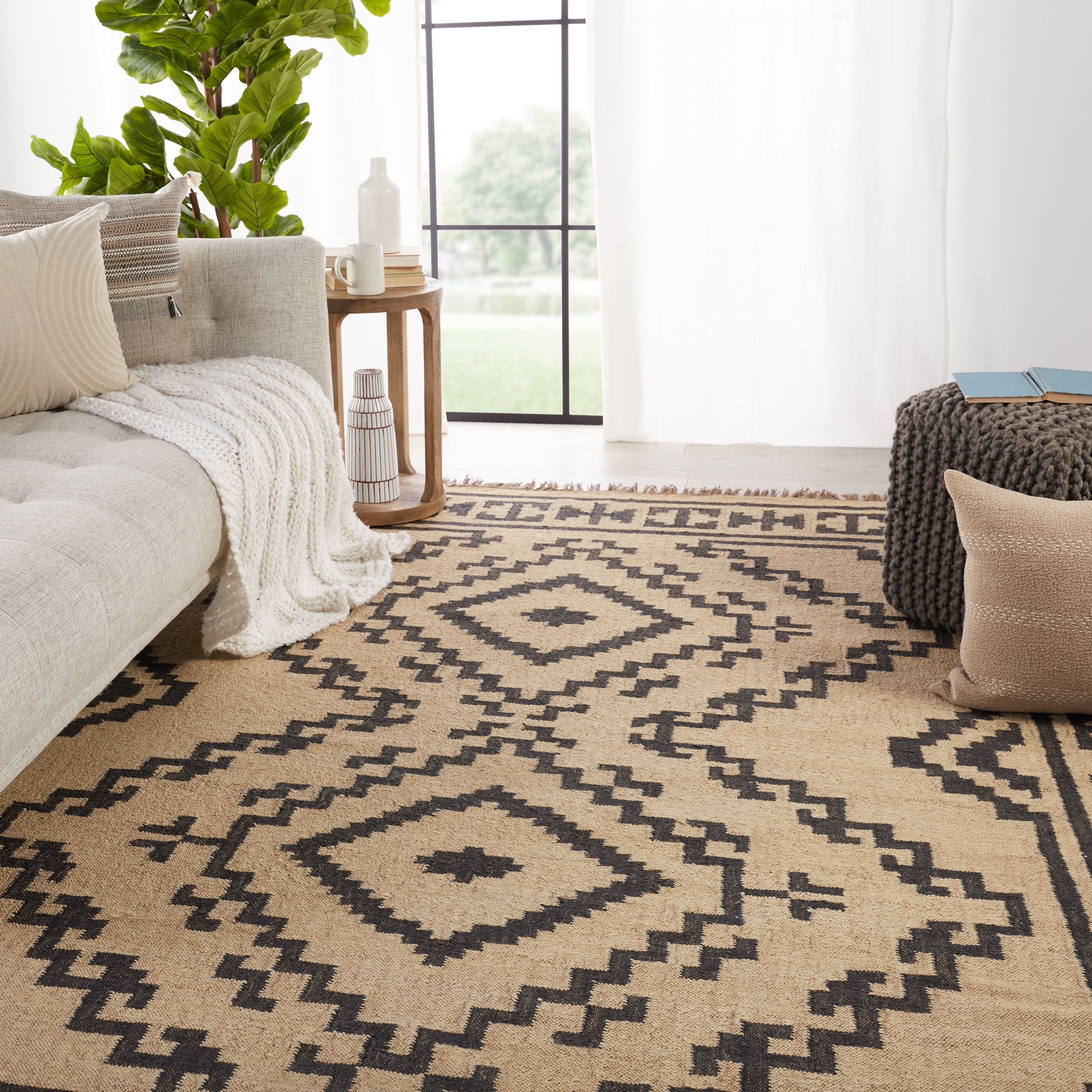 Area Rug Braided Fringe Diamond Motifs Boho Flatweave