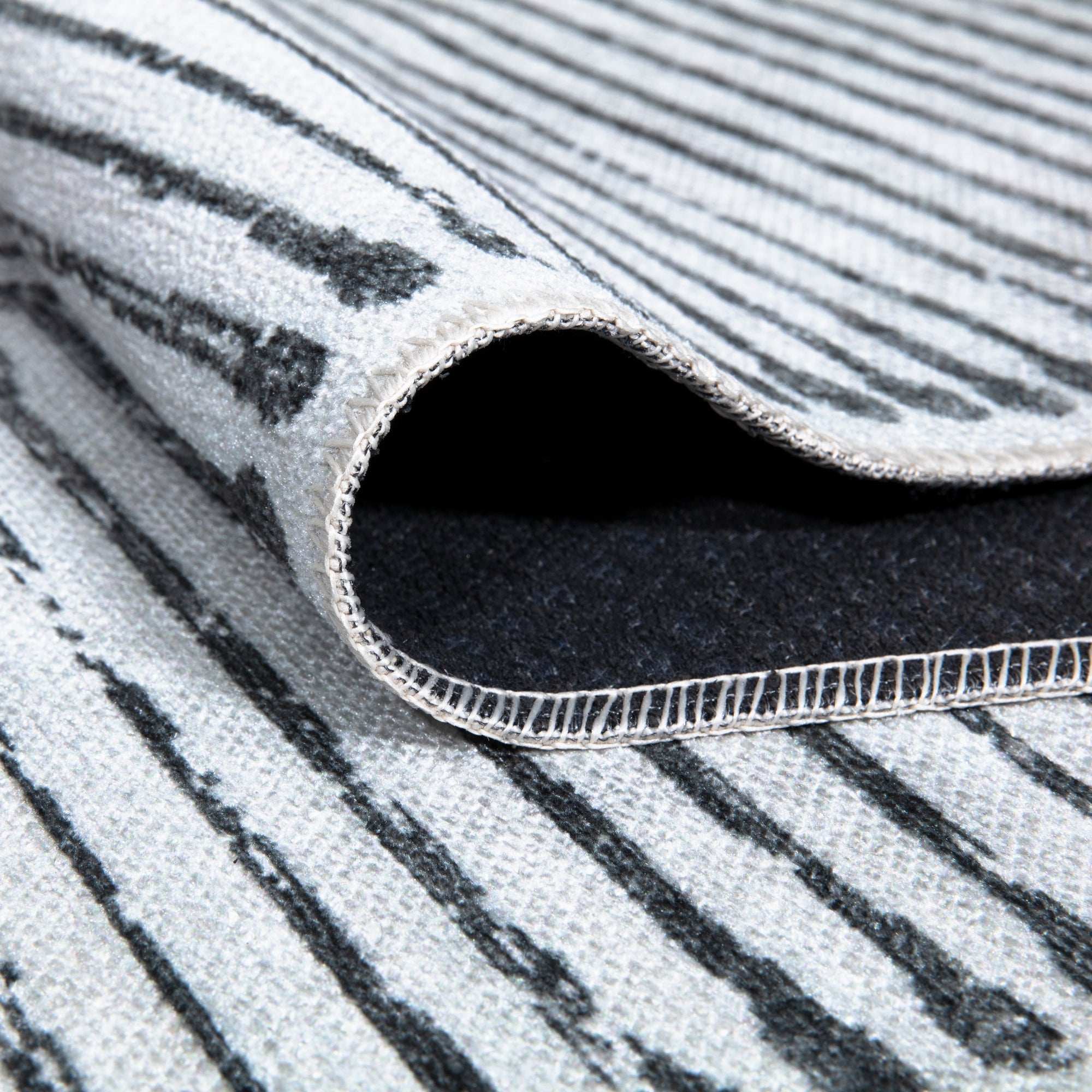 Area Rug Non Slip Backing Distressed Stripes Washable Floor Rug