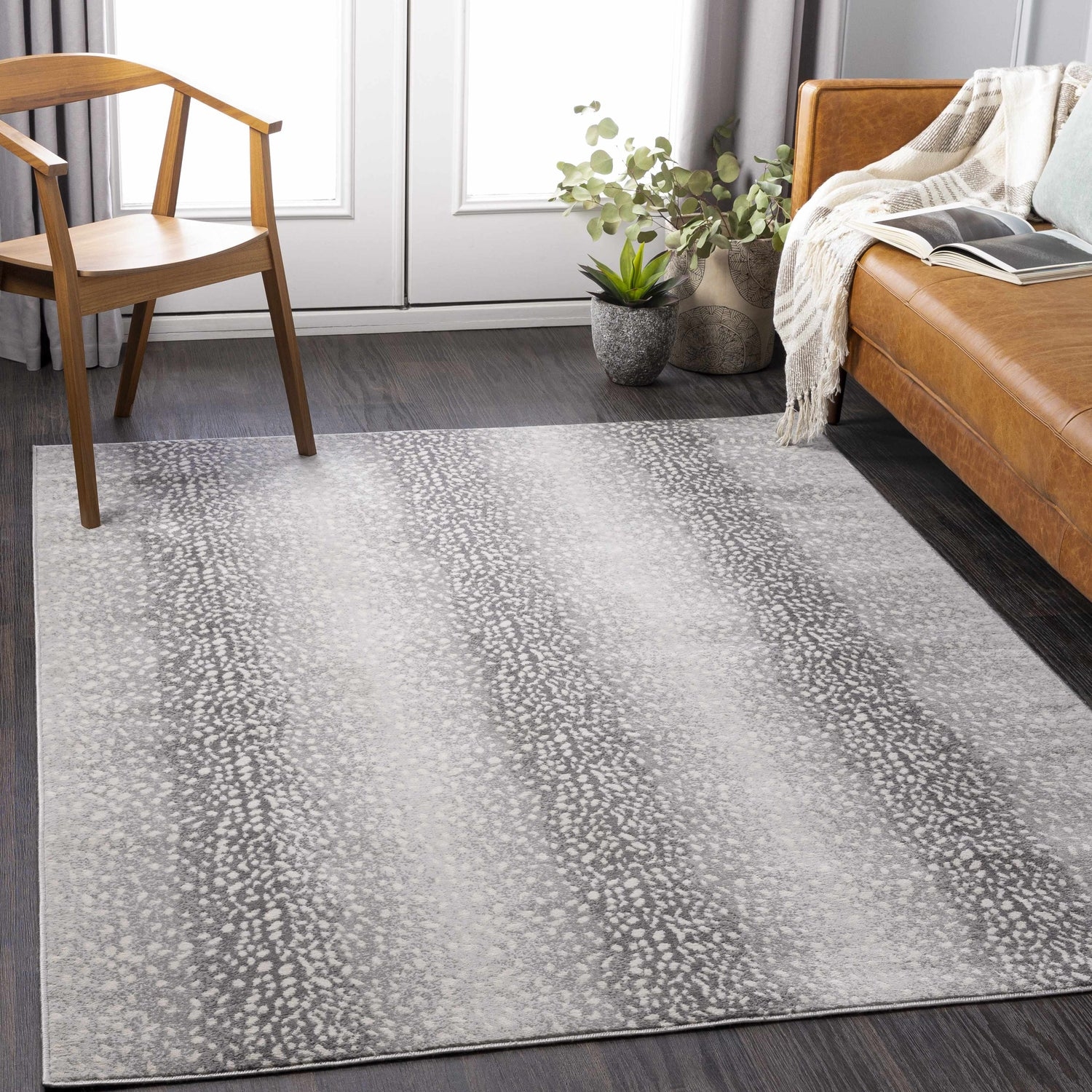 Area Rug Vertical Gradient Gray Antelope Print Rug