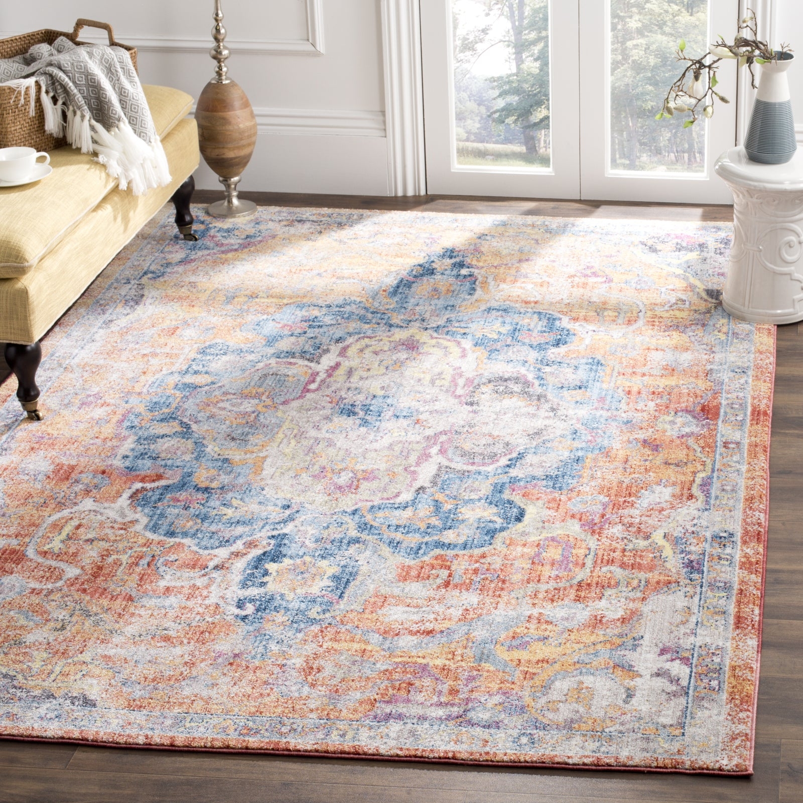 Area Rug Vintage Faded Finish Transitional Living Room Rug