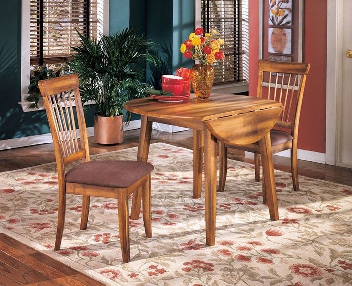 Casual Traditional Drop Leaf Table with Slat Back Chairs and Round Top