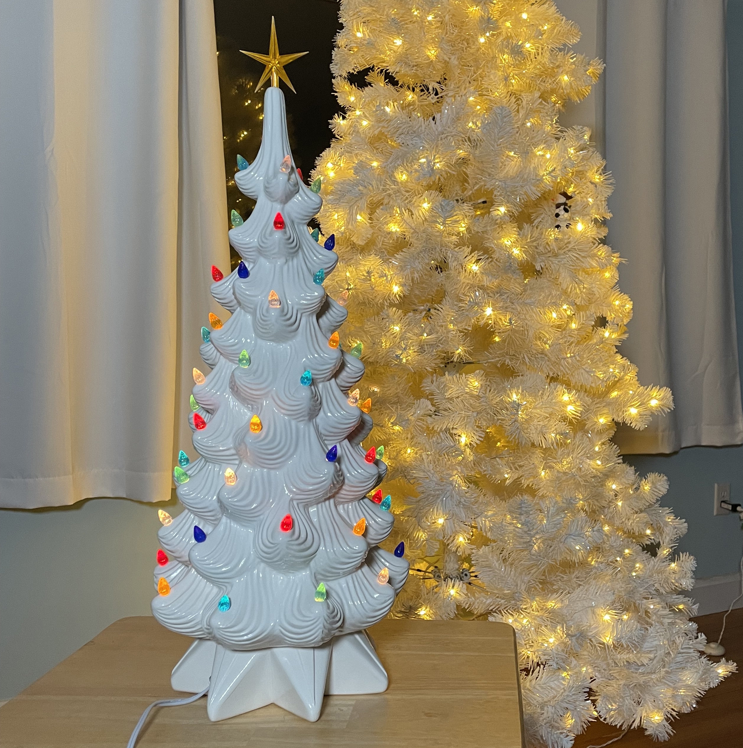 Ceramic Christmas Tree Featuring Unique Star Pedestal Base