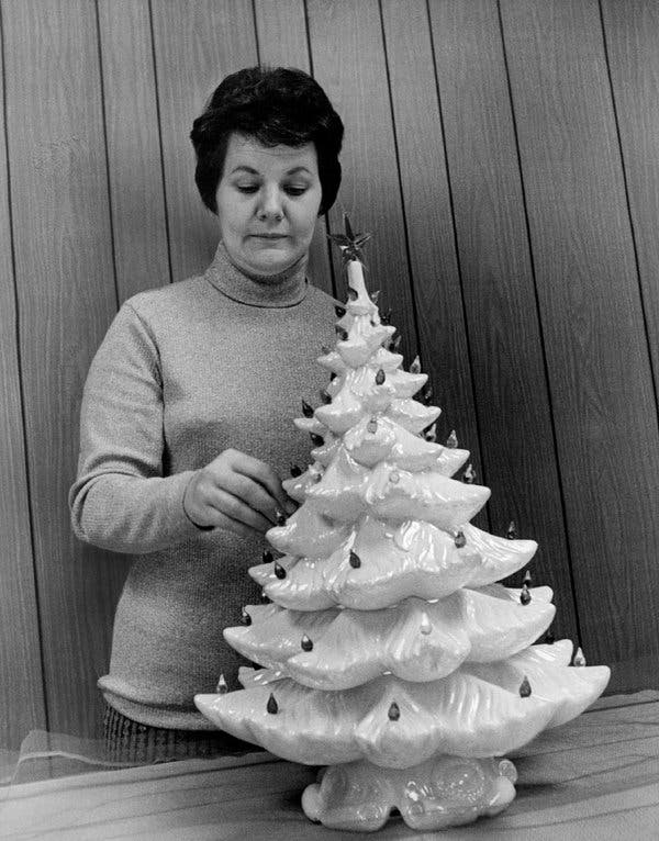 Ceramic Christmas Tree - Vintage Mid-Century Scroll Base Accent