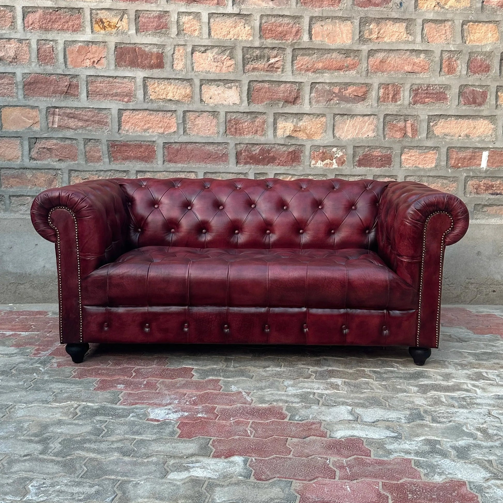 Chesterfield Sofa Classic Tufted Oxblood Red Leather Seating