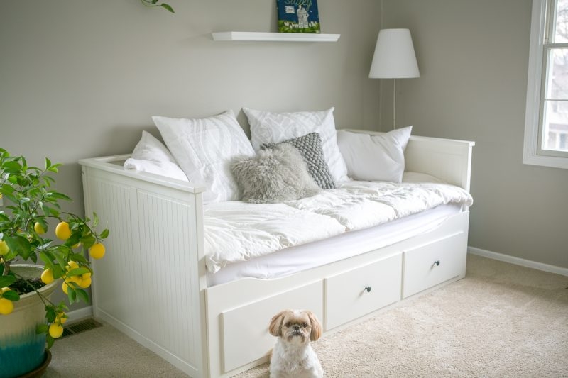 Daybed with Three Drawers and Beadboard Sides in Matte White Finish
