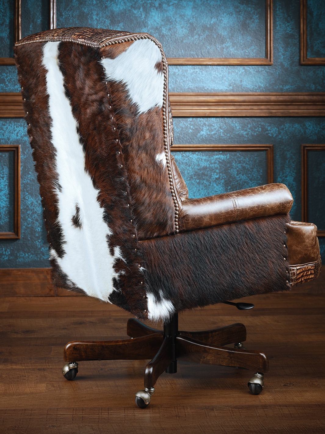 Desk Chair Tricolor Hide with Wood Five Star Base