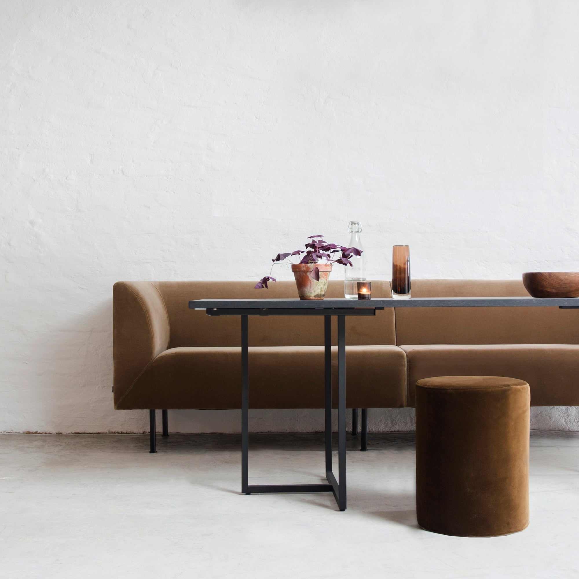 Dining Sofa Khaki Velvet Upholstery with Curved Corner