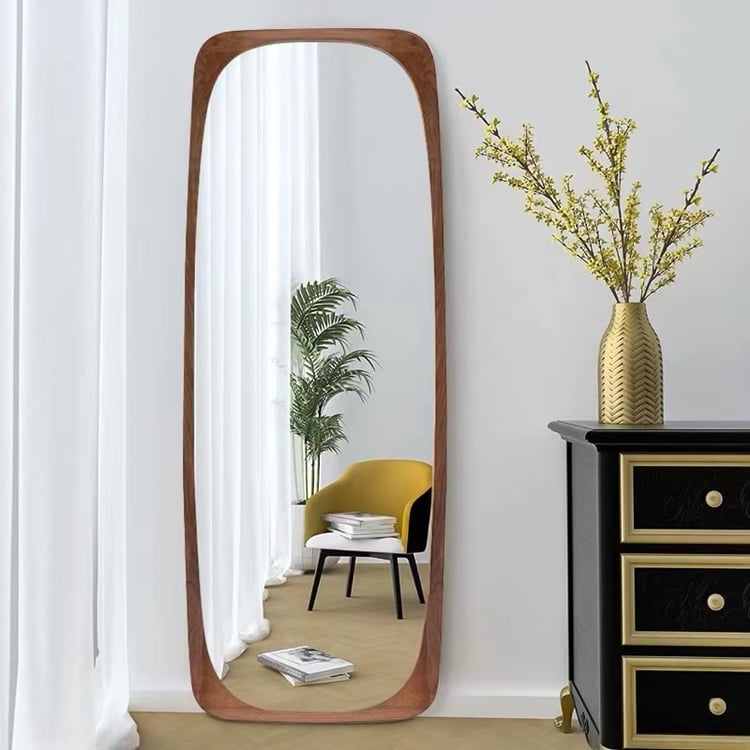 Floor Mirror: Leaning Capsule Silhouette with Rounded Corners