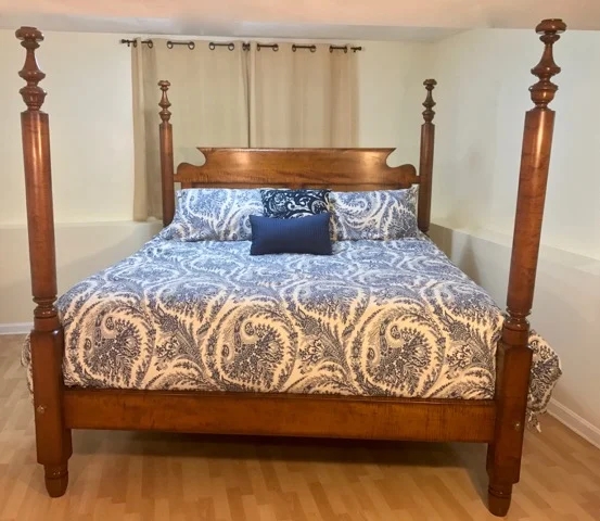 Four Poster Bed Tiger Maple Grain Antique Empire Style