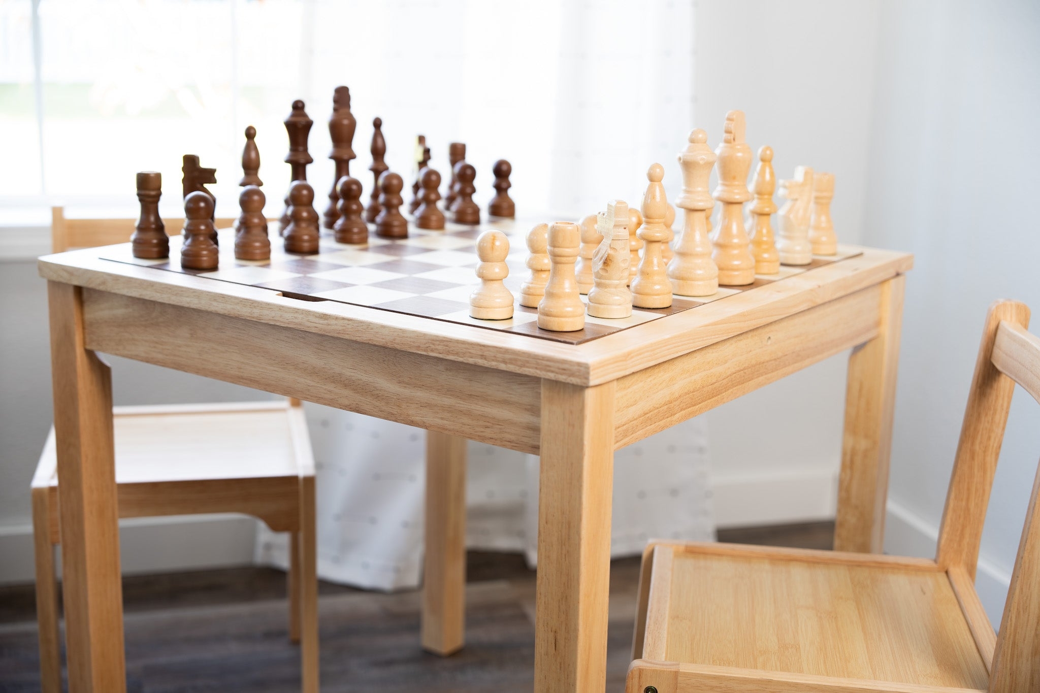 Game Table: Light Wood Minimalist Chess Corner Set