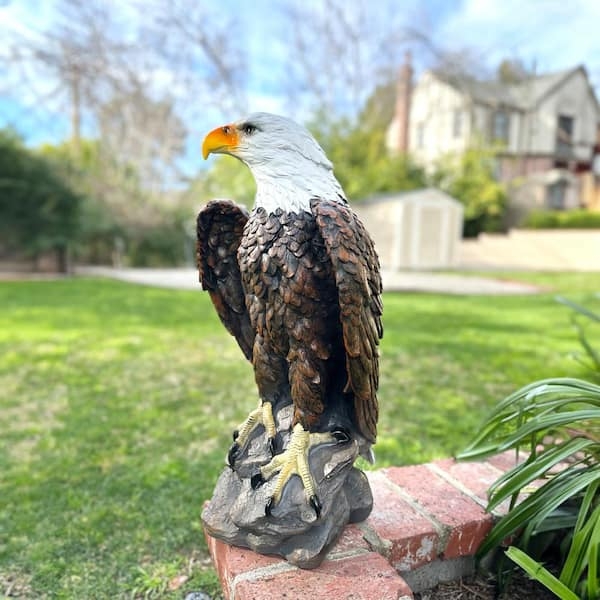 Garden Statue Patriotic Lawn Decor Rock Pedestal Base Layered Feathers