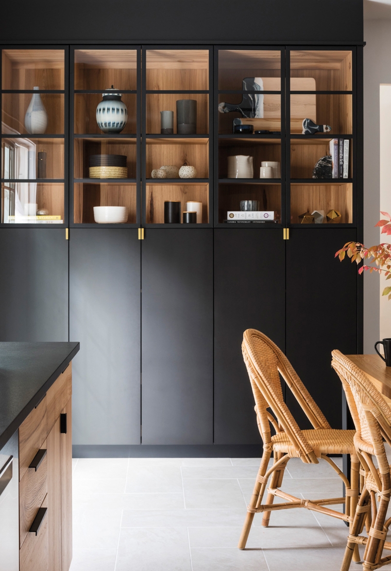 Kitchen Cabinetry with Display Upper Two Tone Design