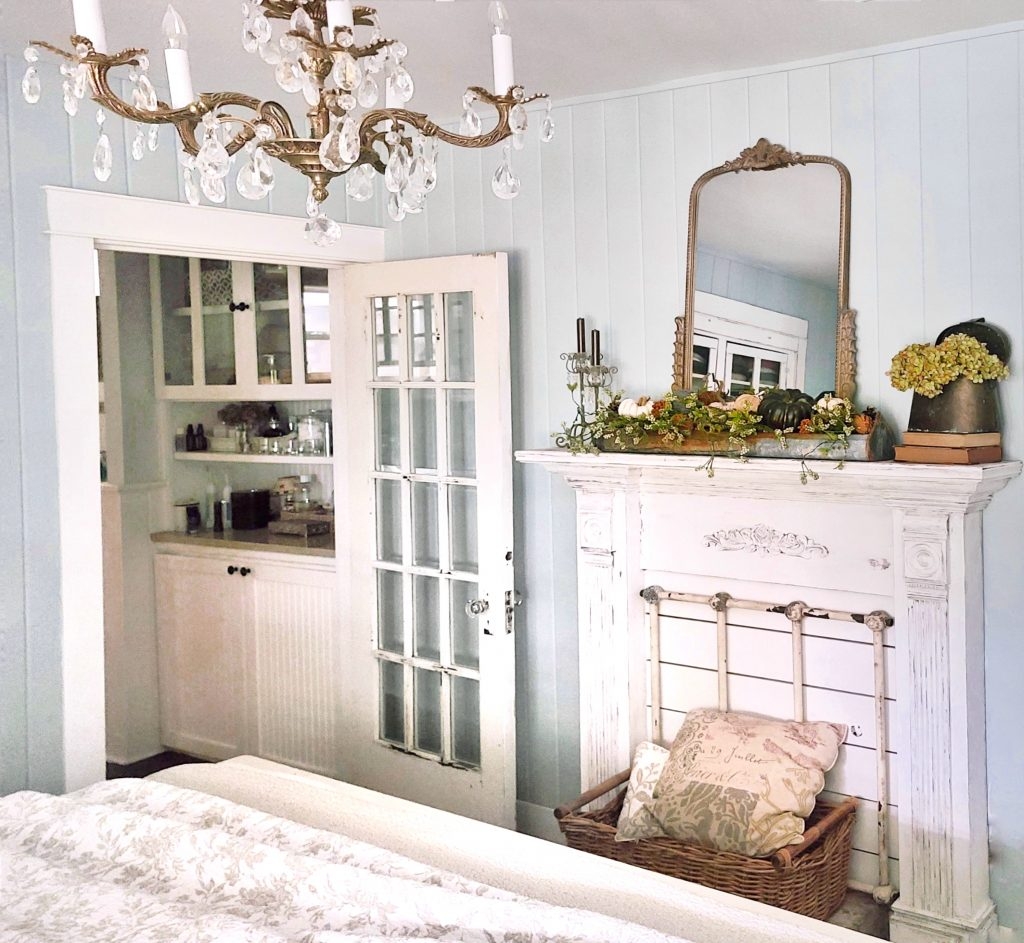 Mantel Surround: Repurposed Vintage Mantel Frame DIY