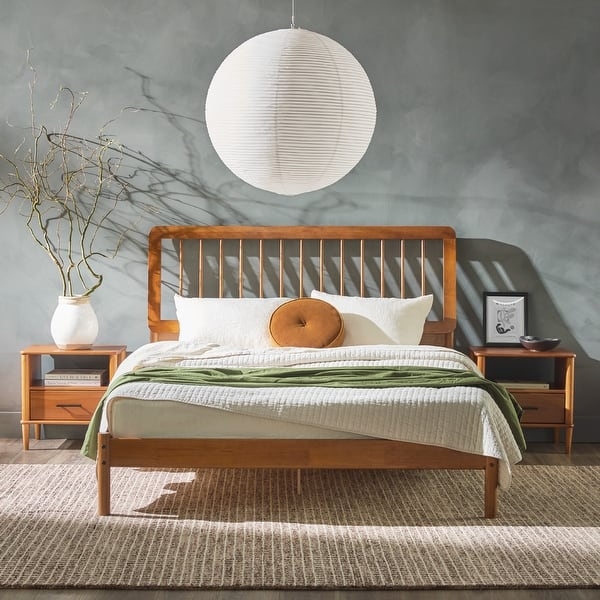 Mid-Century Spindle Bed: Wood Finish & Tapered Legs