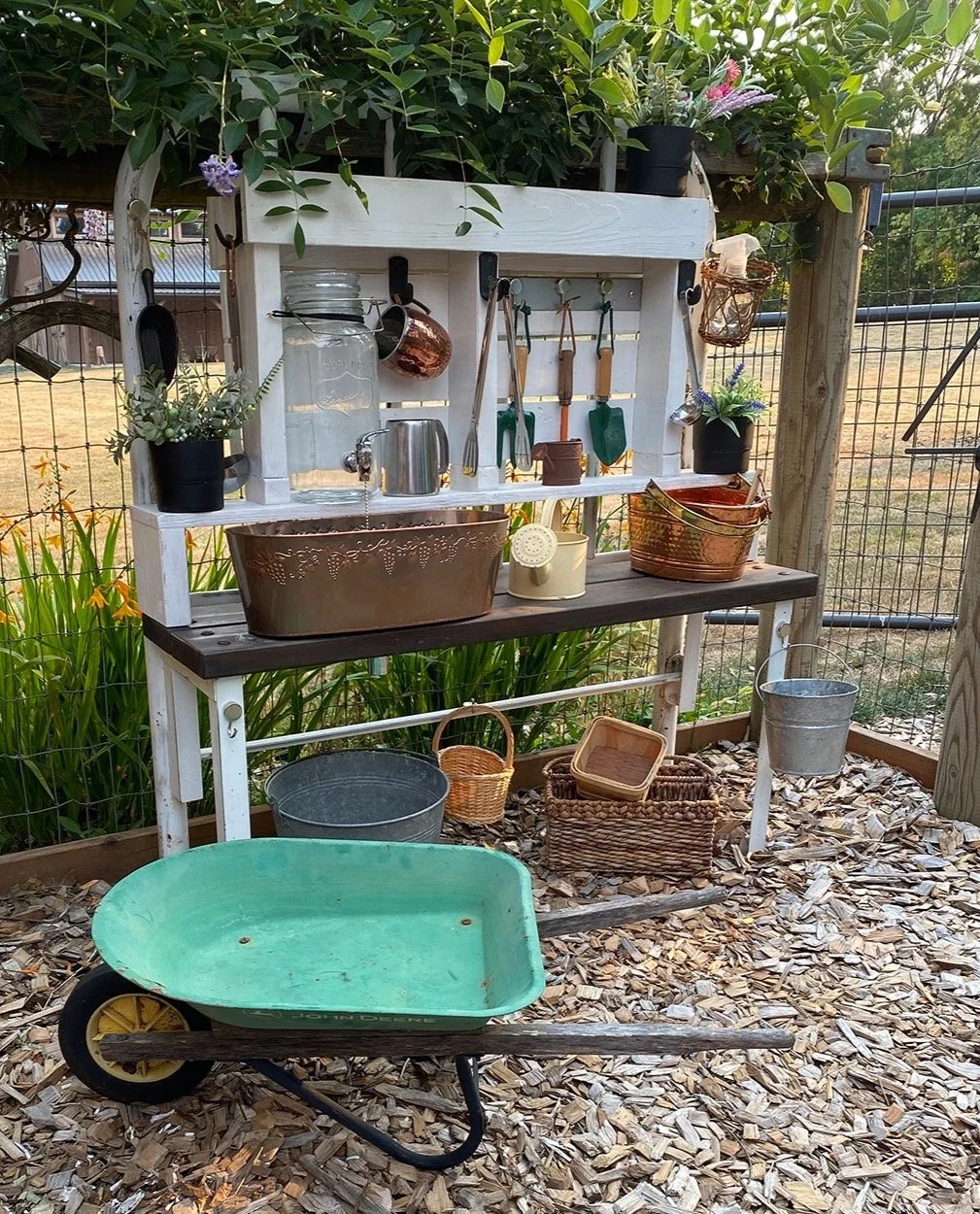 Potting Bench with Copper Basin and Farmhouse Style Potting Table