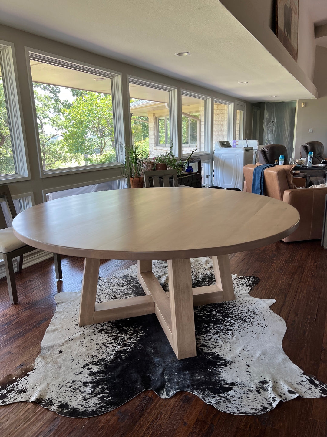 72 Round Dining Table