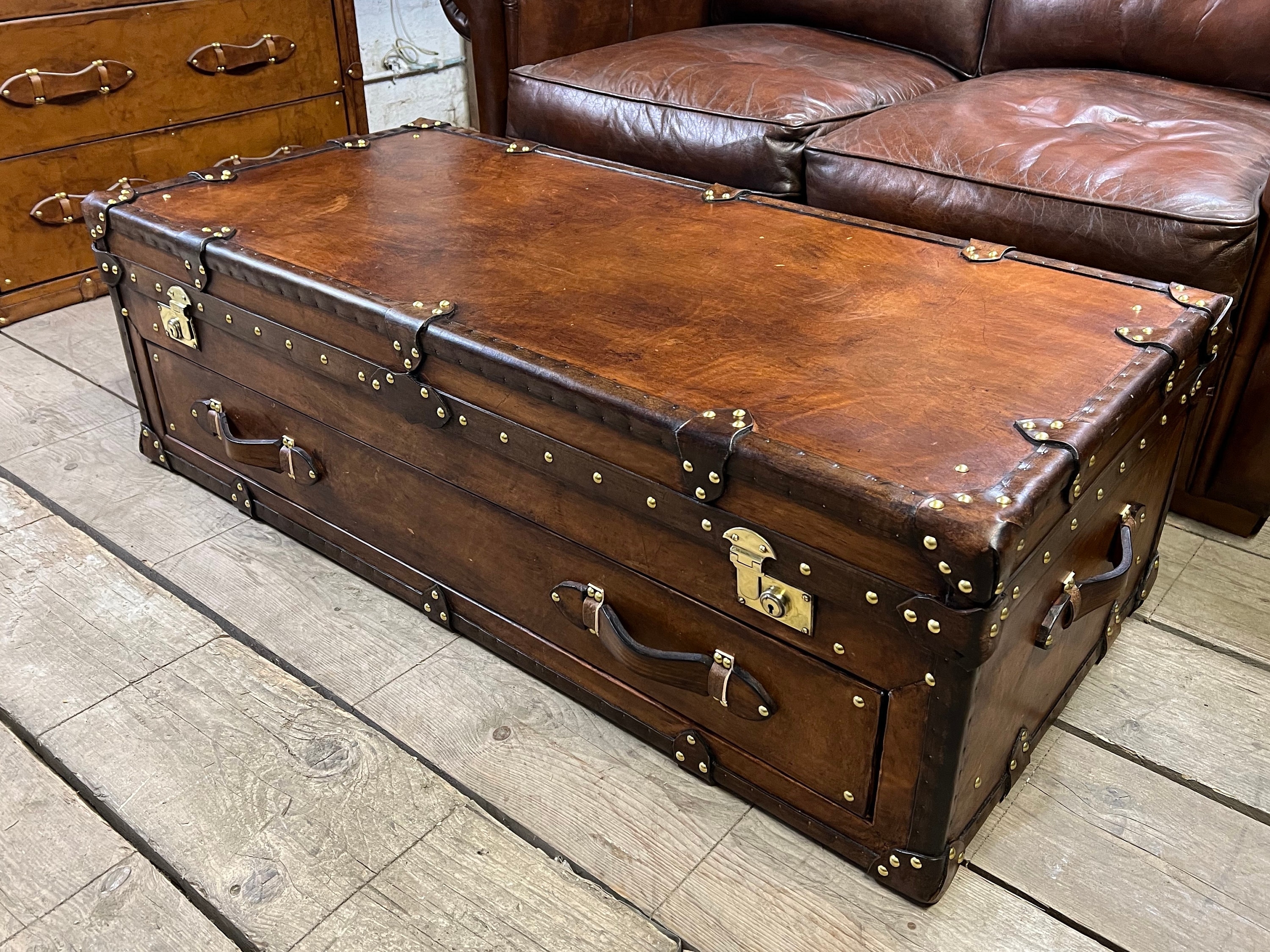 Storage Trunk Chestnut Brown Rivet Trim Wood Chest