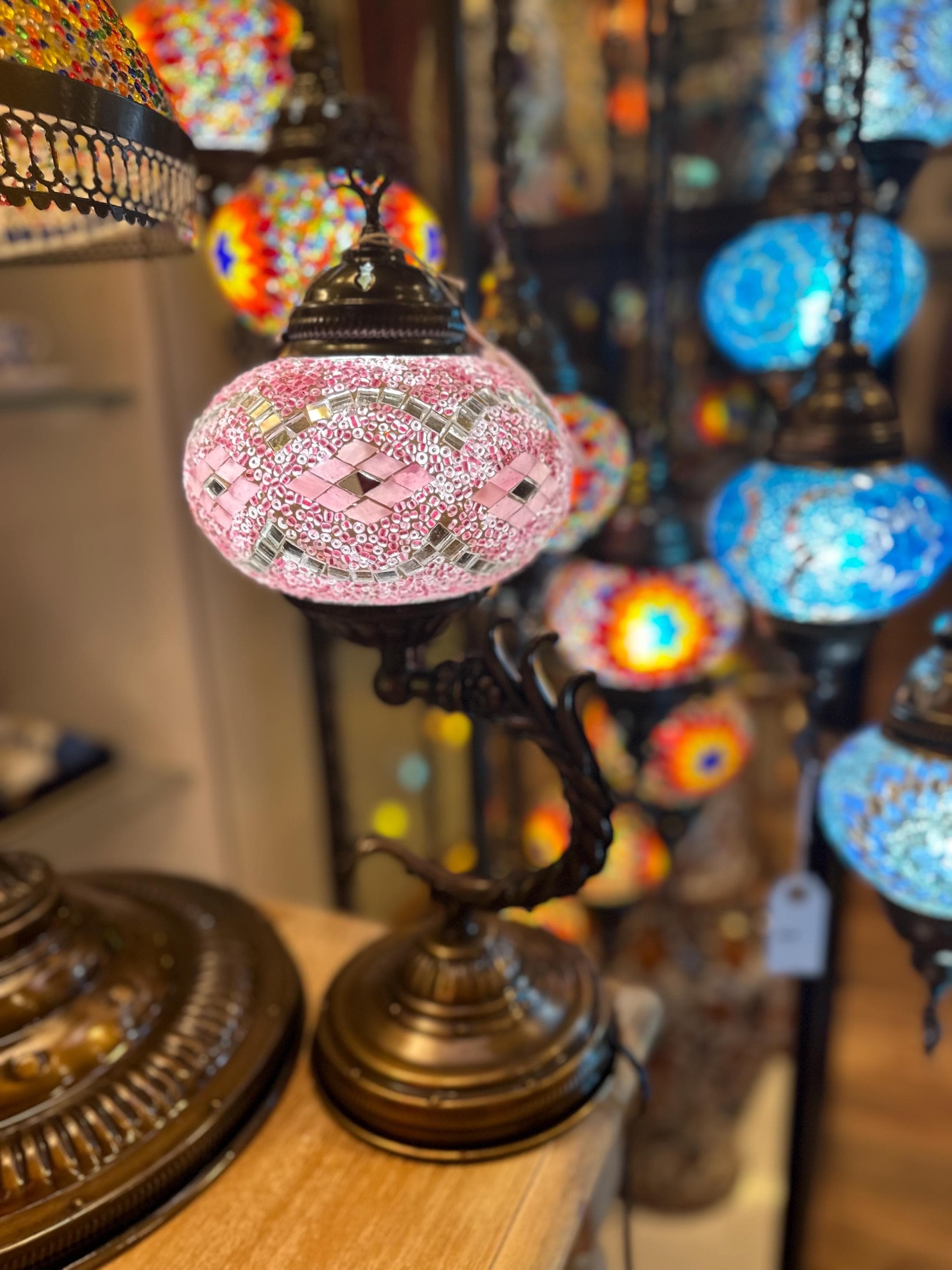 Table Lamp Pink Diamond Mosaic Swan Neck Filigree Accents