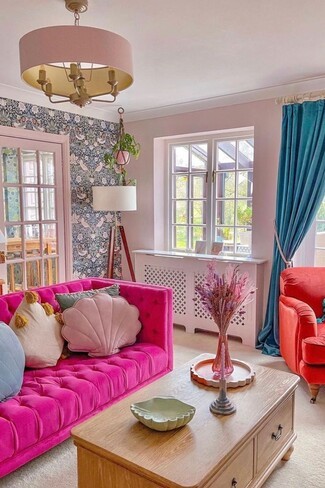 Tufted Sofa Bold Magenta Eclectic Design Shell Pillow