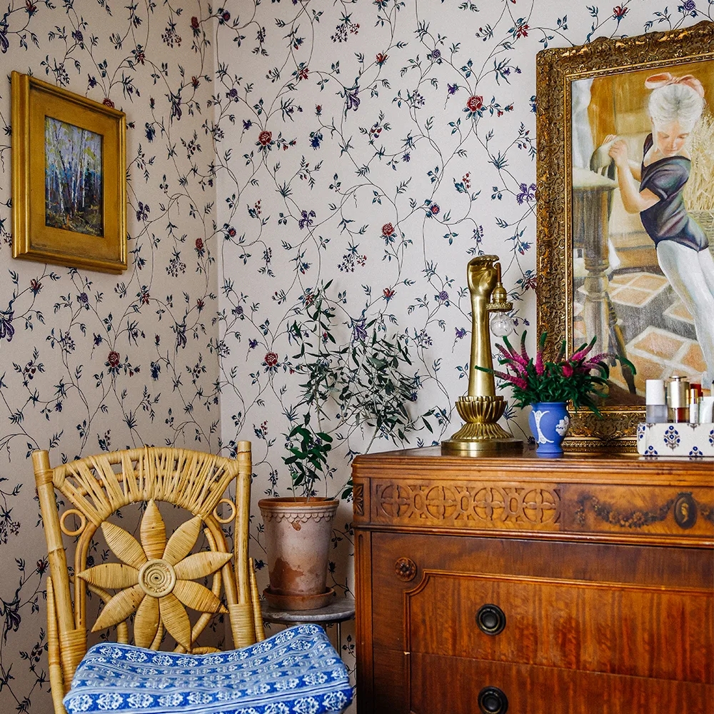 Wallpaper Including Sunburst Chair Back Eclectic