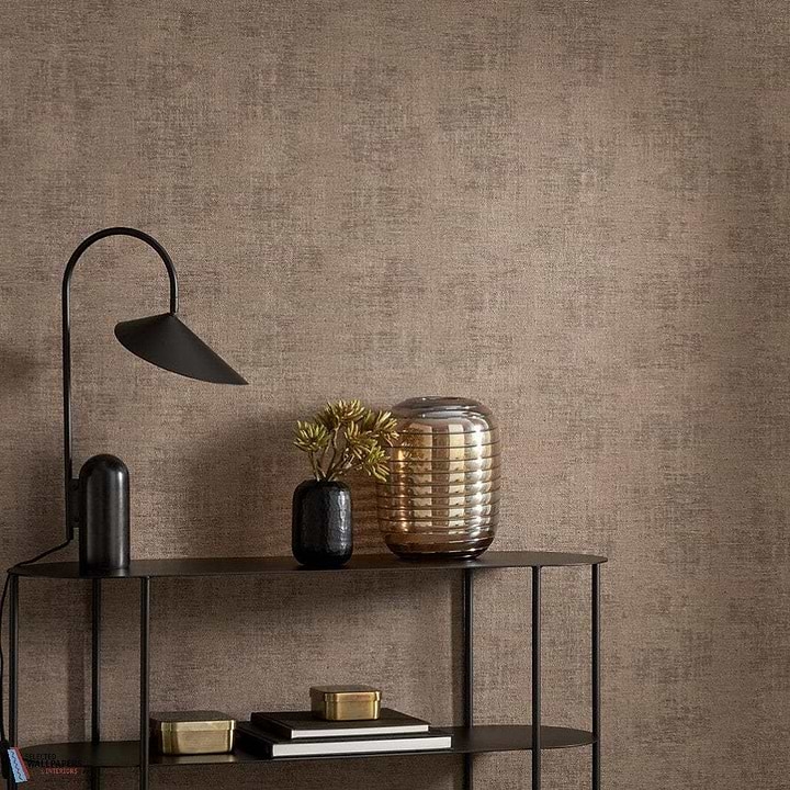 Wallpaper: Textured Fabric Effect with Matte Black Interior Accents
