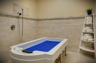 Wet Massage Table with Blue Waterproof Pad Modern Wet Room Ideas