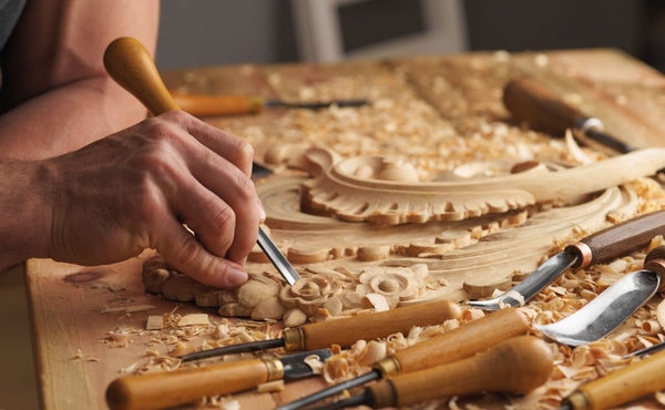 Wood Carving Tools with Ergonomic Wooden Handles & Scrollwork
