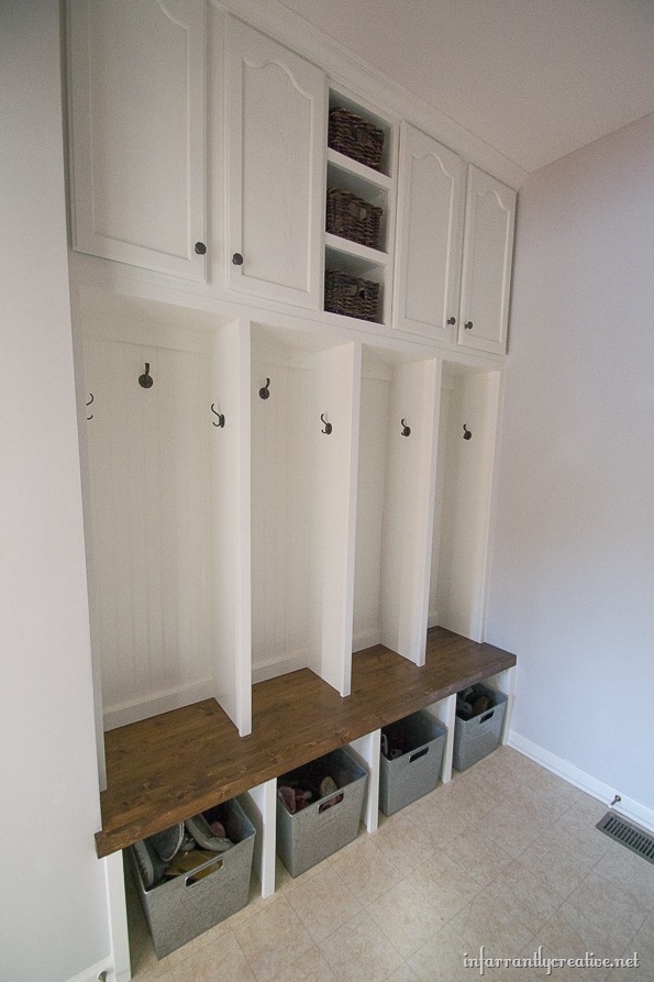 Arched Panel Mudroom Locker with Beadboard Back and Bench
