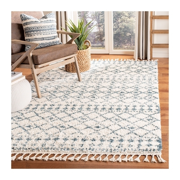 Area Rug Braided Fringe Weathered Diamond Blue Ivory