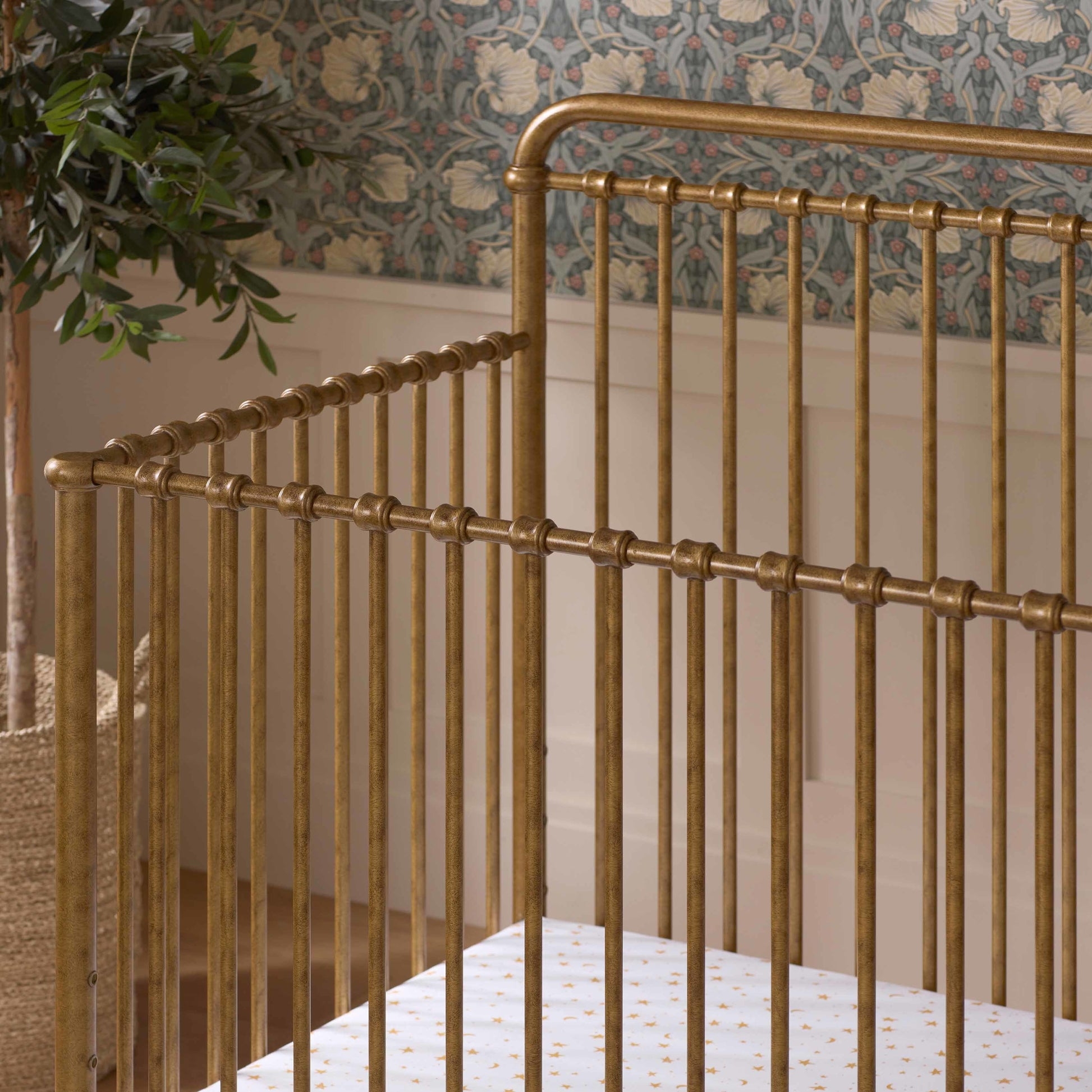 Baby Crib Decorative Knuckle Joints Vintage Gold Spindled Metal