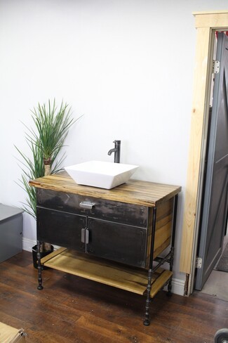 Bathroom Vanity Metal Door Bathroom Cabinet and Pipe Leg Support