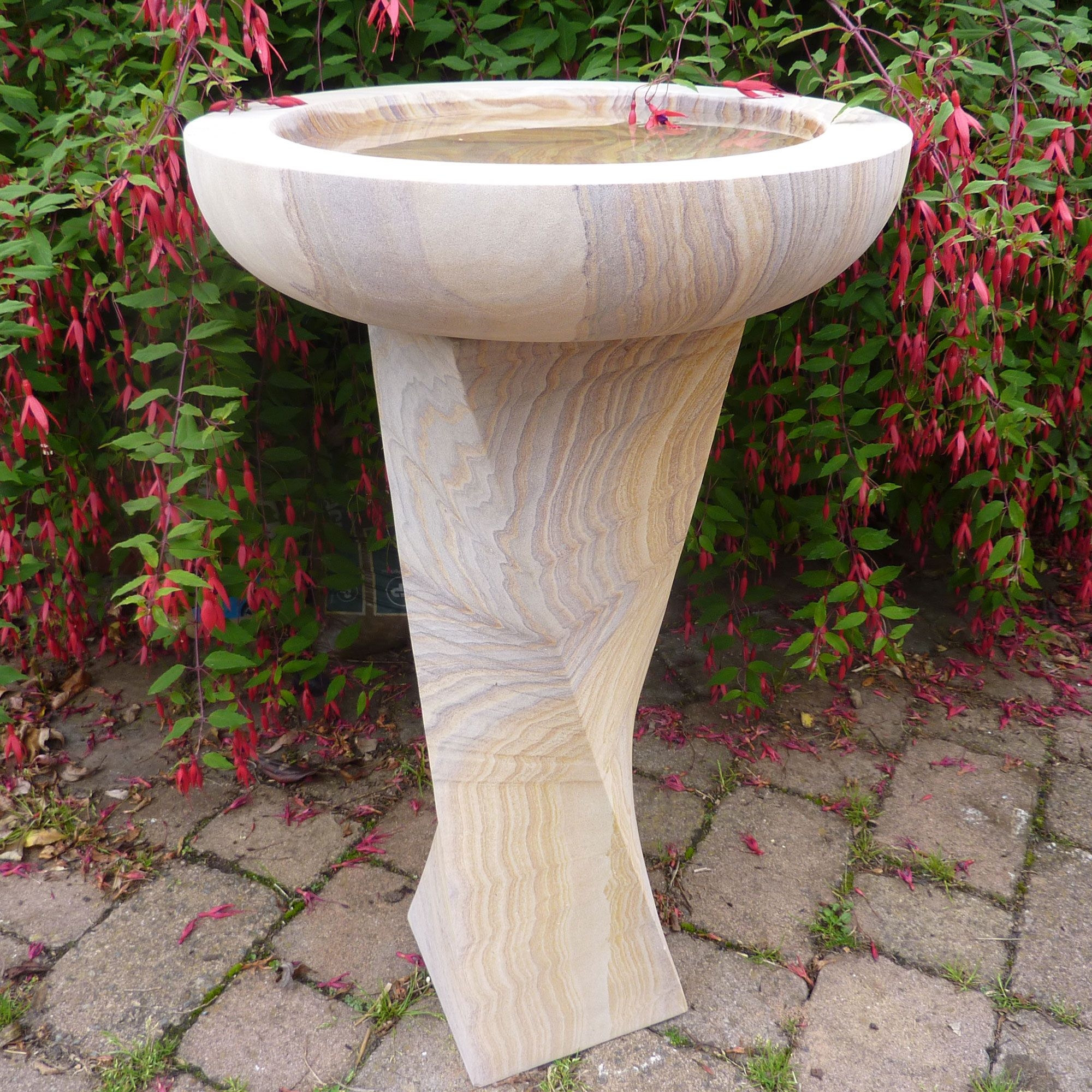 Birdbath Twisting Pedestal: Rainbow Sandstone Sedimentary Rock