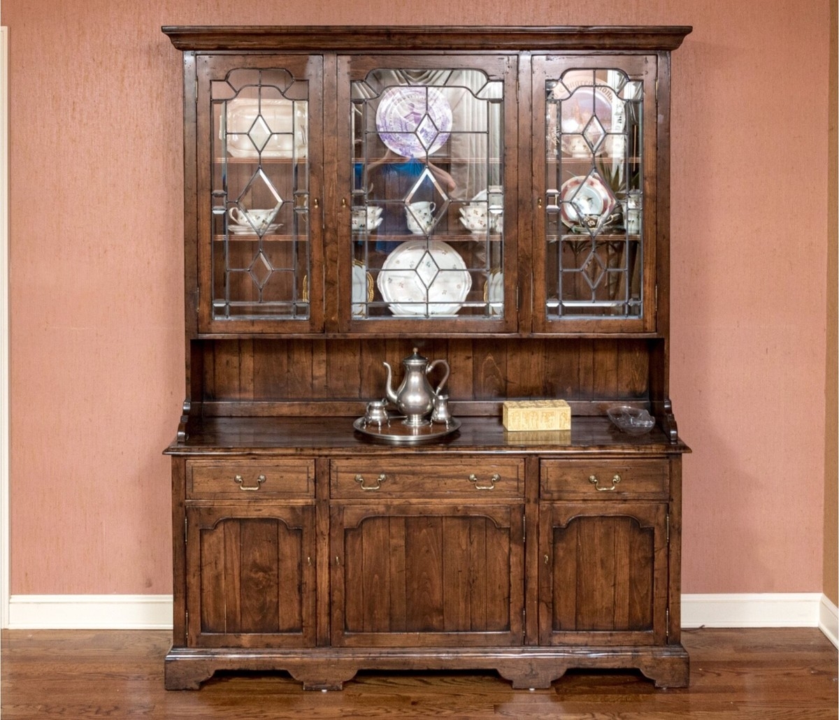 Breakfront Cabinet Showcasing Diamond Leaded Glass Panels