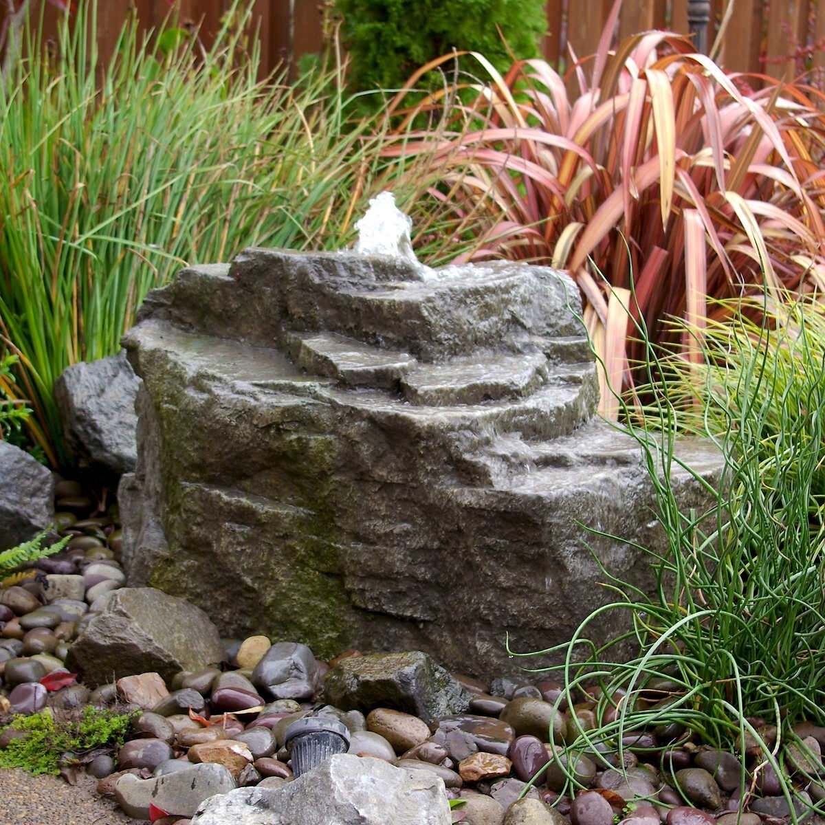 Bubbler Fountain Pondless Rock Design with Tiered Ledges