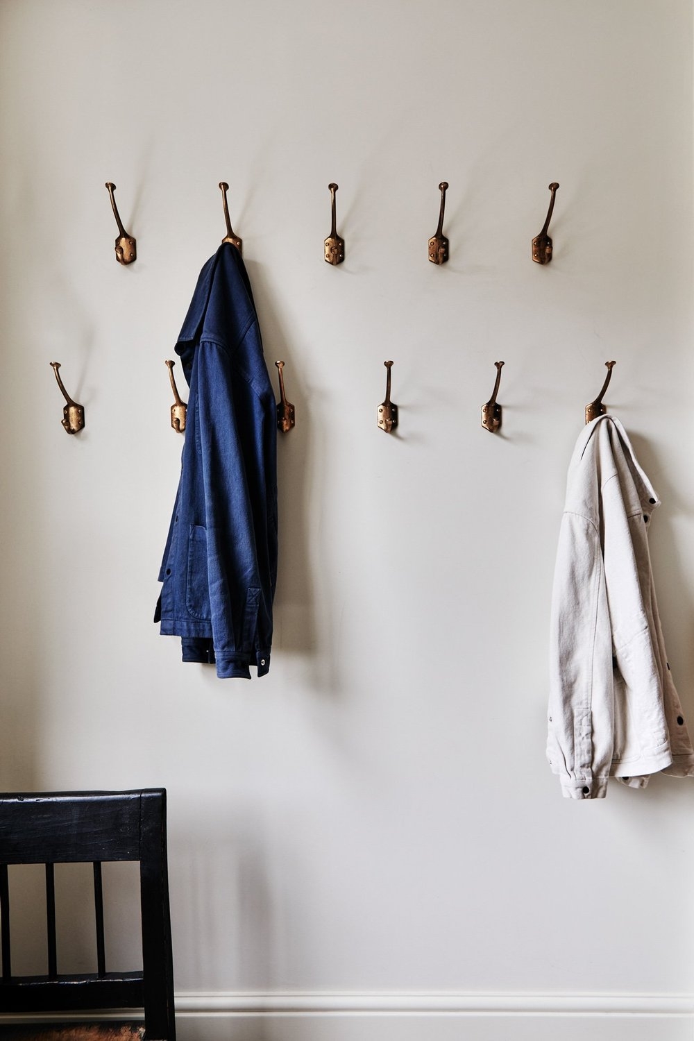 Coat Hook in Staggered Layout with Bronze Metallic Swan Neck