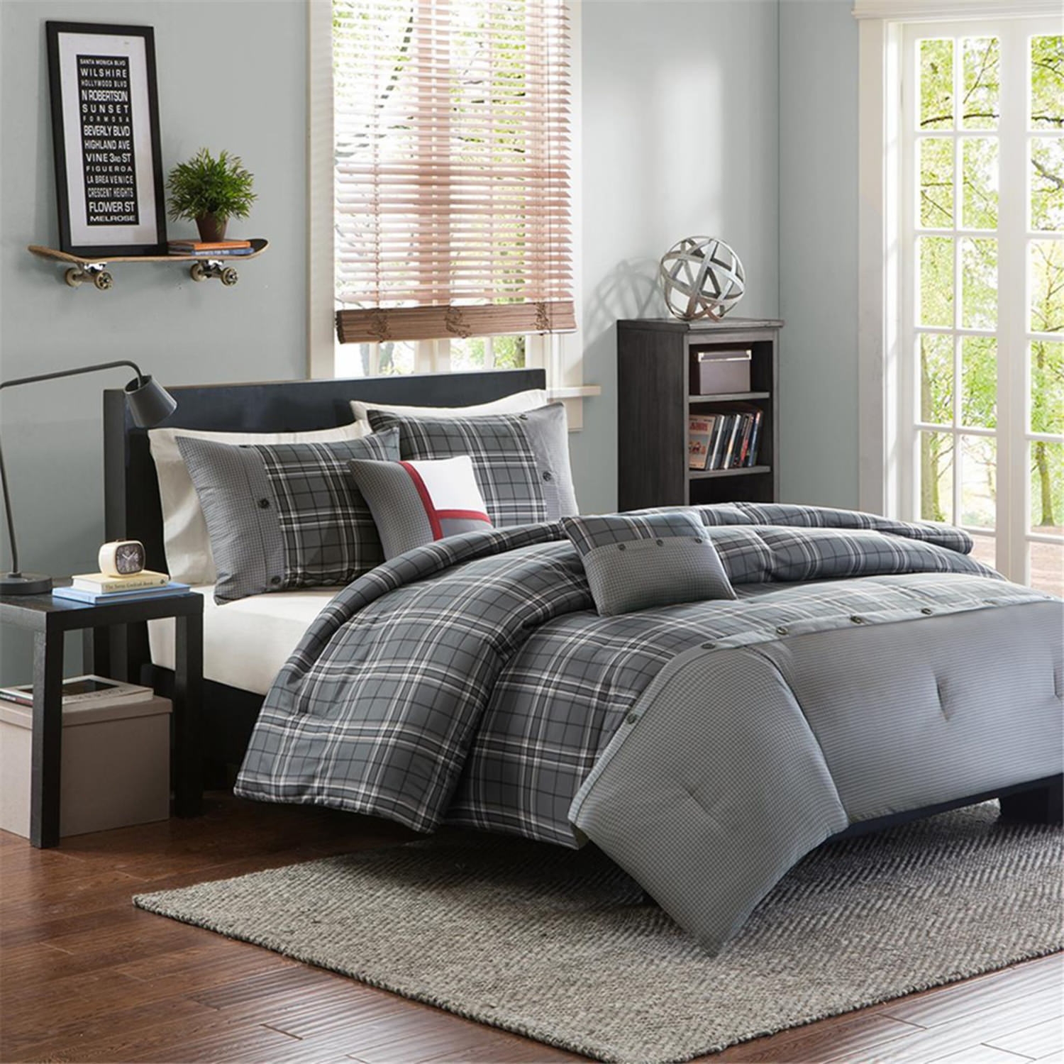 Comforter Set including Button Accents and Urban Plaid Pattern