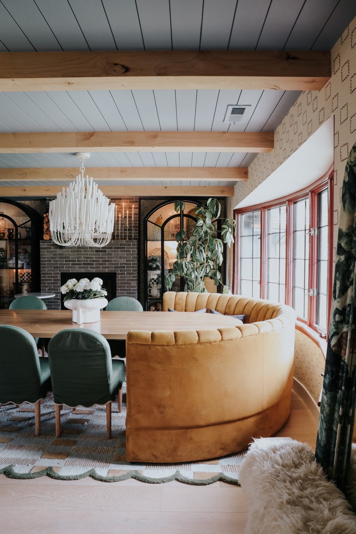 Curved Banquette: White Chandelier Curved Banquette Dining Room