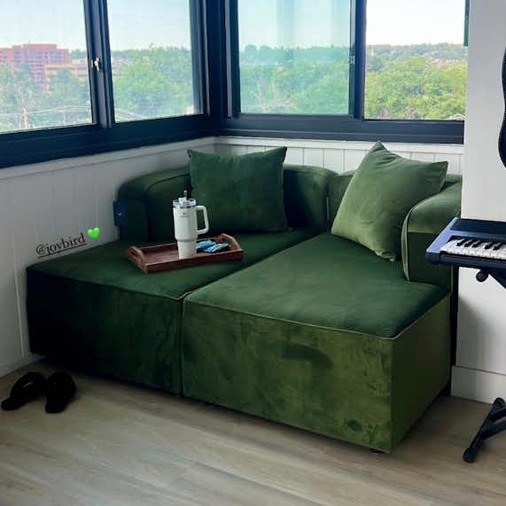 Daybed in Forest Green for a Sunroom Window Nook Lounge