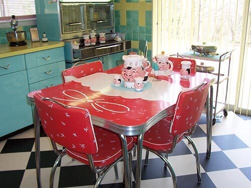 Dinette Set Bow Graphic Cherry Red Chrome 50s Diner