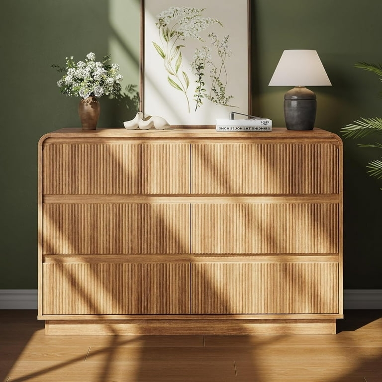 Dresser including Handleless Drawers and Fluted Oak