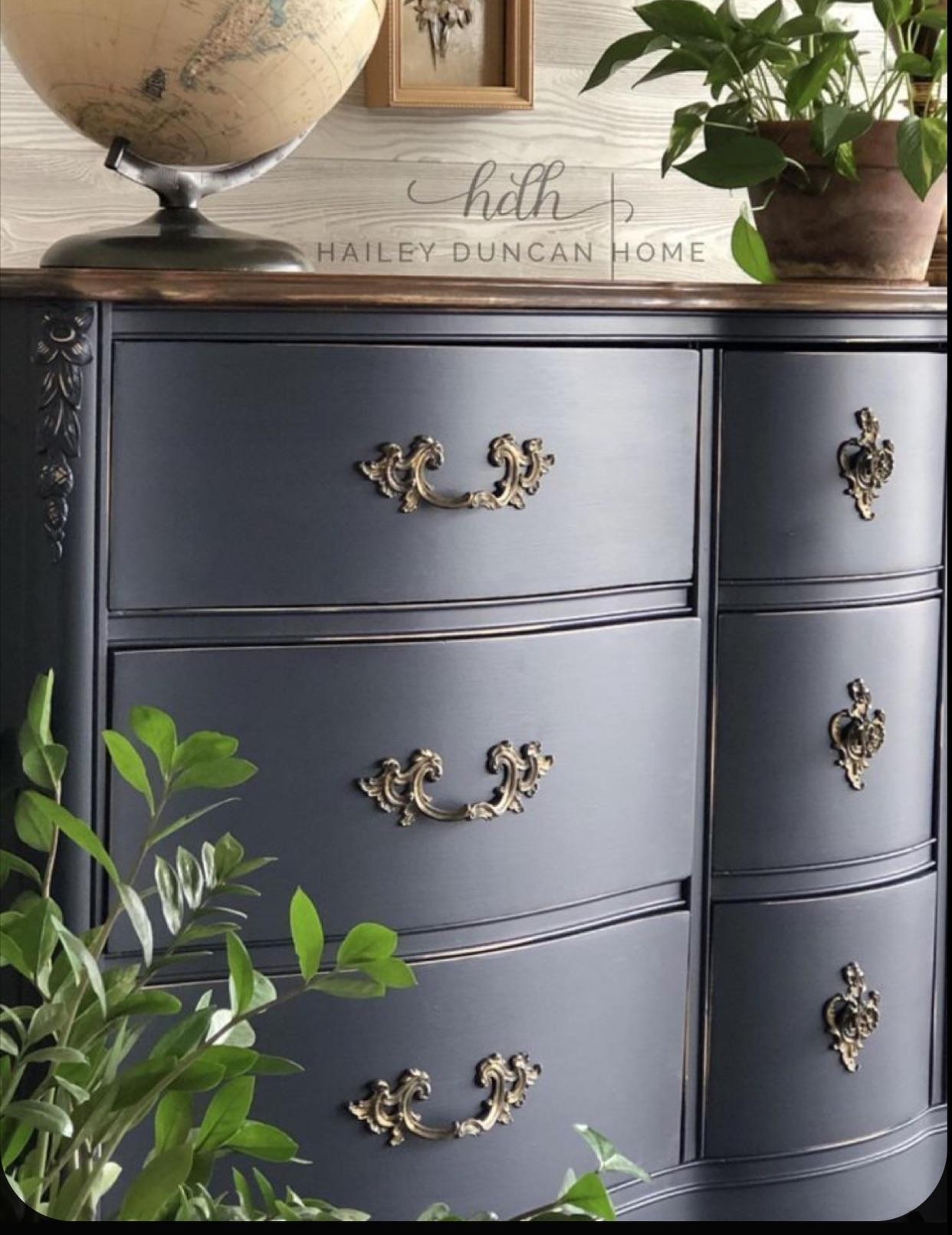 Dresser with Bow Front and Charcoal Matte Finish Style