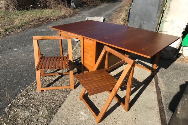 Drop Leaf Dining Set with Folding Slat Chairs in Reddish Brown