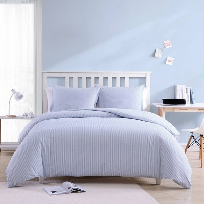 Duvet Set: Oxford Stripe Design White Slatted Headboard