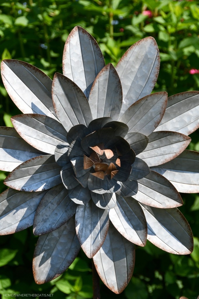 Garden Flower Stake: Galvanized Texture Rusted Edges